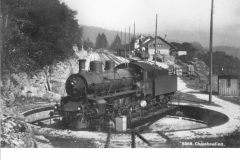 CFF_JS_A35_Locomotive_Chambrelien_La_gare_02