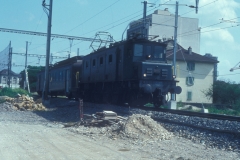 CFF Ae 36 I 10684 avec BDe en panne Yverdon 26-06-1981 DMS CS01A 17