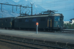 CFF-Re-44-I-10043-Régional-Martigny-12-04-1981-DMS-Re44I01B-50a